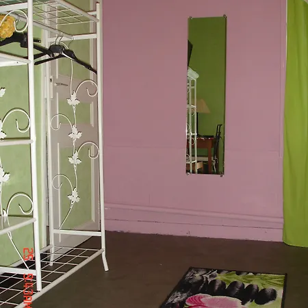 Отель De La Marmotte 2*