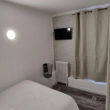 Hotel De La Marmotte 2*