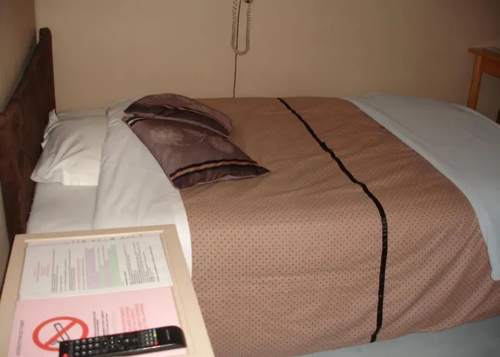 De La Marmotte Hotell Niort
