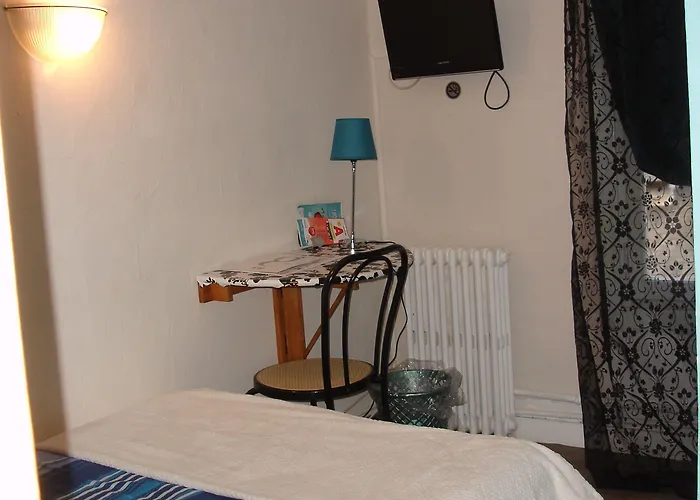 Hotell De La Marmotte Niort
